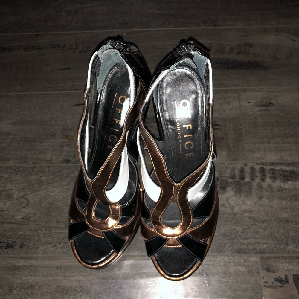 Office wedges